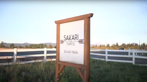 Sakari Farms Sign